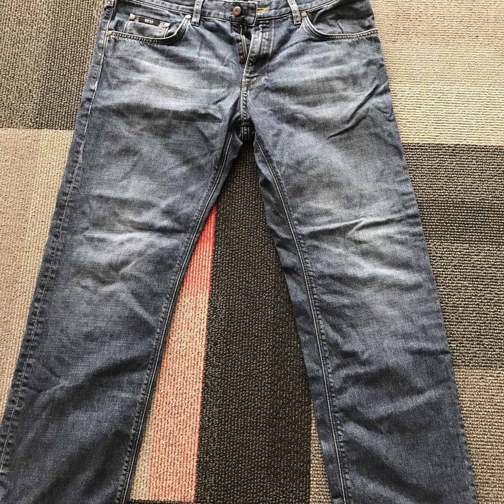 Hugo Boss Blue Jeans
